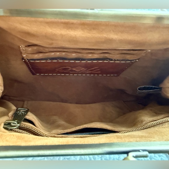 Patricia Nash Savena Tooled Leather Wristlet - Picture 4 of 5